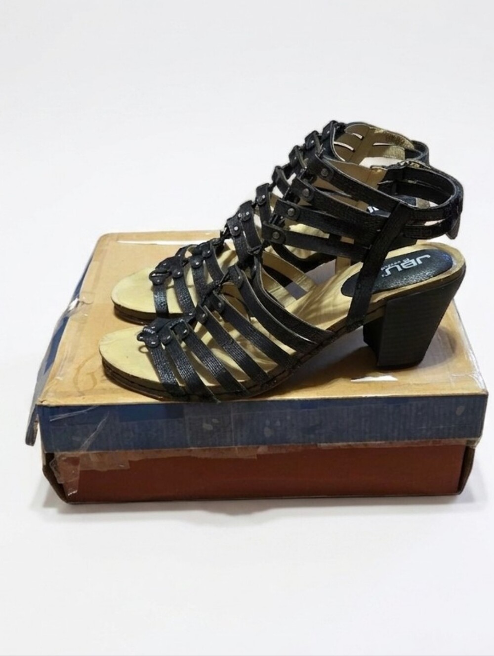 JBU by Jambu strappy sandals feature a stacked block heel‎ Sugar Encore Size 10M